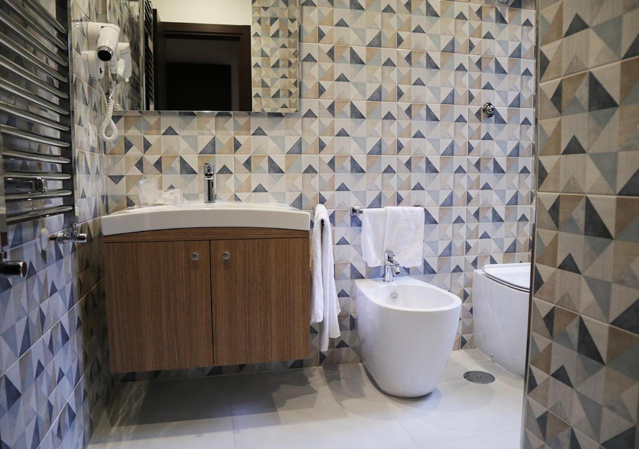 Residenza La Reggia Bed & Breakfast Касерта Екстериор снимка
